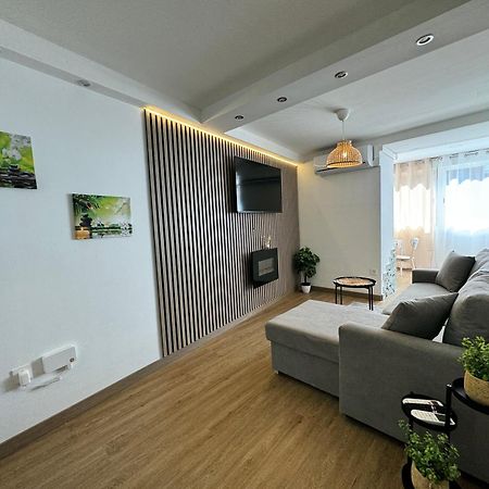 El Pilar A 7 Minutos Appartement Zaragoza Buitenkant foto